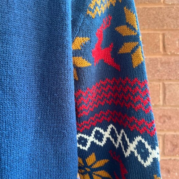 1(love) NASA Ugly Christmas Sweater-Captain! - Picture 9 of 11